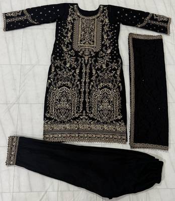 Black embroidered chinon free size pant style salwar suit 3