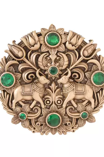 Royal serenade brooch