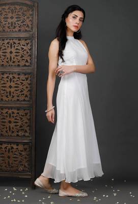 White georgette dress with zari embroidery 3