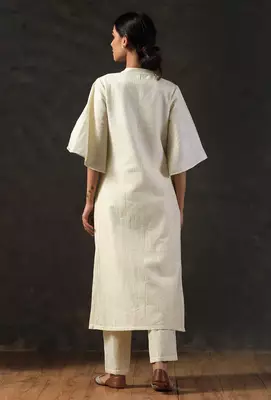 Tulip sleeve golden cream kurta 3