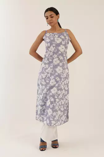 Blue color cotton slip with white motif