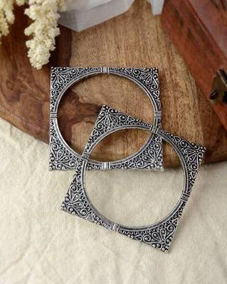 Silver oxidised sleek square-shaped handcrafted bangles 3