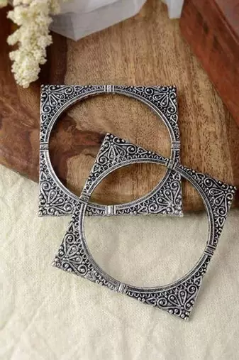 Silver oxidised sleek square-shaped handcrafted bangles