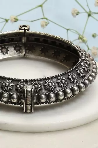 Silver oxidised lookalike bangle stack (set of 5)