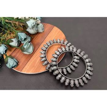 Oxidised silver kolhapuri bangles 3