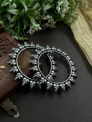 Oxidised silver kolhapuri traditional designer bangles 1