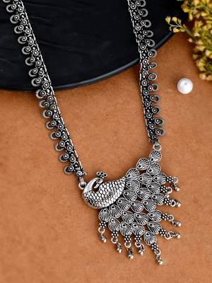 Peacock oxidised spring chain pendant necklace 2