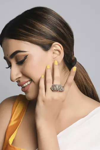 Handcrafted oxidised ring with ghungroo details