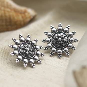 Round silver oxidized stud earrings 1