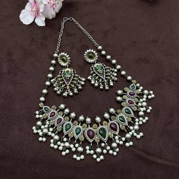Green & red pearl stone antique boho style oxidized silver plated choker necklace set for women 2