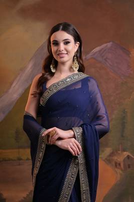 Women georgette embroidered saree with sequinned lace 4