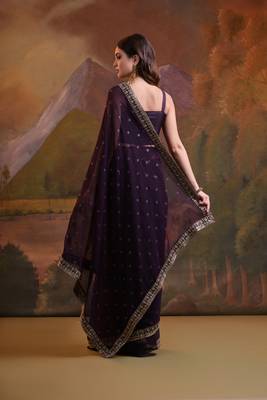 Women georgette embroidered saree with sequinned lace 4