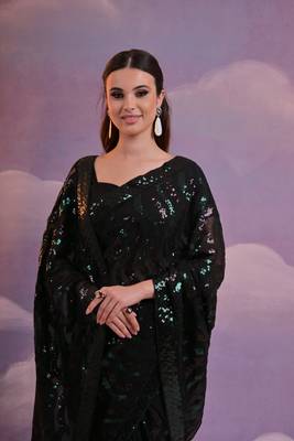 Designer zigzag sequence embroidered georgette saree 3