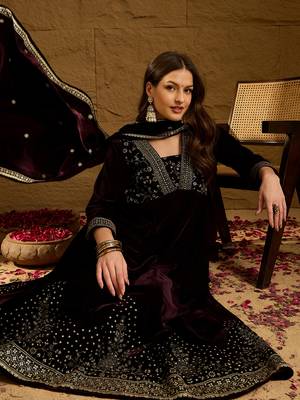 Women purple velvet floral printed anarkali kurta trousers with dupatta 2