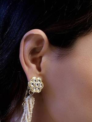 Sunehri noor drop earring 1