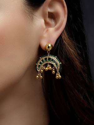 Zamurd noor drop earring 1