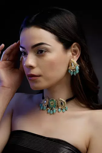 Aab-e-neel drop earring