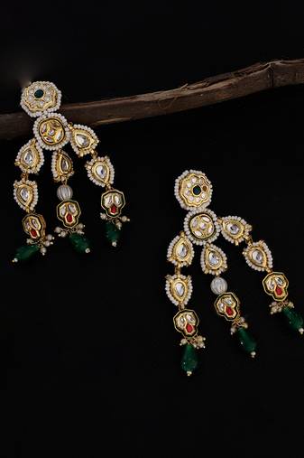 Mehndi glow drop earring