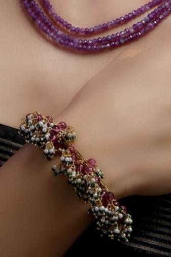 Dil-e-gulabi bracelets
