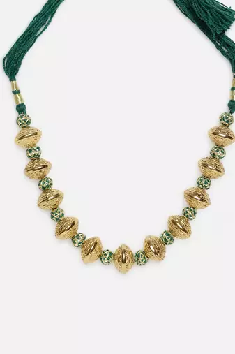 Sitar-e-zamurd layered necklace