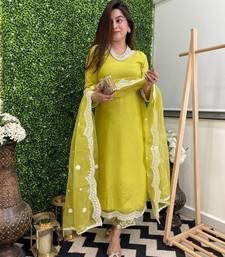 Lemon laced chanderi cotton embroidered kurta pant dupatta set