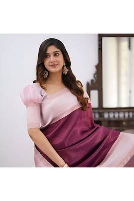 Pink Art Silk Saree with Golden Zari Lines & Matching Blouse 4