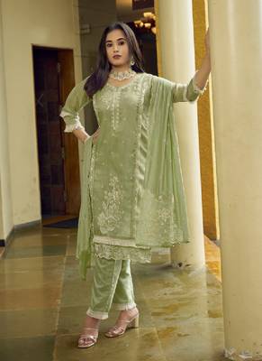 Green art silk embroidered kurta wih pant & duppata 1