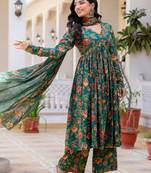 Green cotton printed kurta with pant & dupatta
