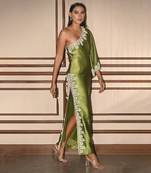 Scallop borders satin kaftaan