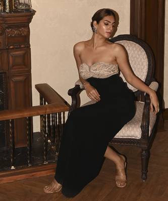 Black and cream gown 2