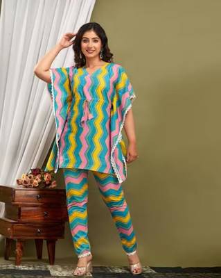 Multicolor cotton printed kurti & pant 3