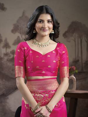 Women's Pink Soft Lichi Silk Jacquard Traditional Saree with Blouse 3