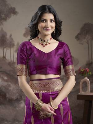 Women's Purple Soft Lichi Silk Jacquard Traditional Saree with Blouse 3