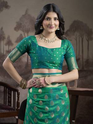 Women's Green Soft Lichi Silk Jacquard Traditional Saree with Blouse 3