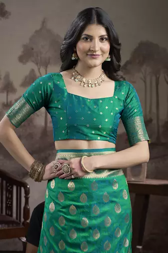 Women's Green Soft Lichi Silk Jacquard Traditional Saree with Blouse