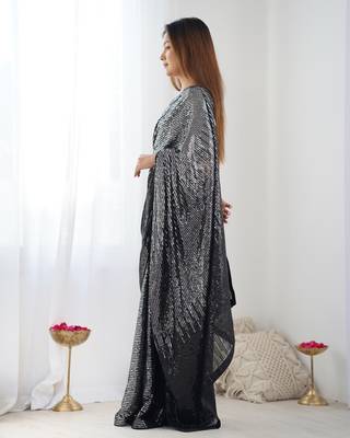 Black looks georgette c saree party looks 3