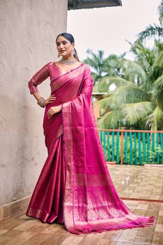 Women's Pink Kanjivaram Handloom Zari Woven Traditional Saree with Blouse