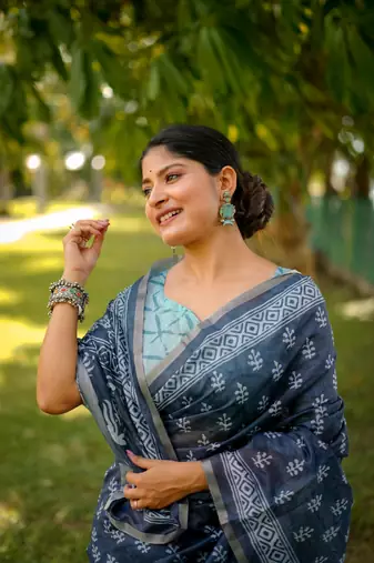 Blue cotton c saree with digital printed