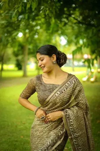 Green cotton c saree with digital printed
