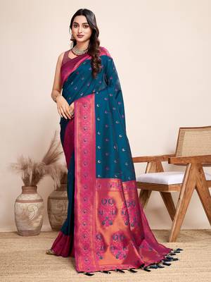 Blue heavy wevon jacquard silk blend saree traditonal looks 5