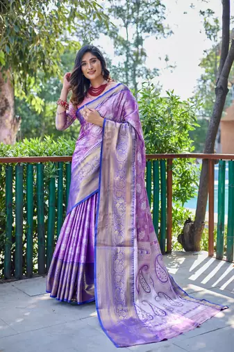 Women's Purple Banarasi Handloom Silk Zari Woven Traditional Saree with Blouse