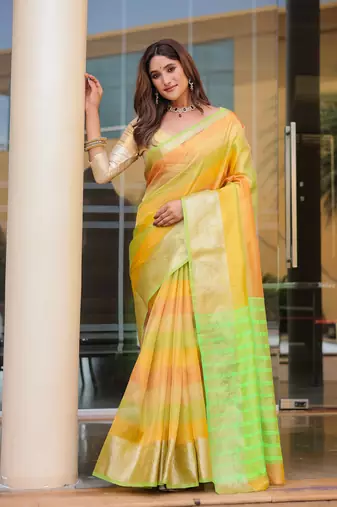 Women's Green Banarasi Handloom Silk Zari Woven Traditional Saree with Blouse