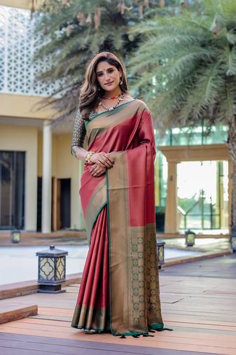 Women's Maroon Faux Kanjivaram Silk Zari Woven Traditional Saree with Blouse