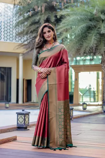 Women's Maroon Faux Kanjivaram Silk Zari Woven Traditional Saree with Blouse