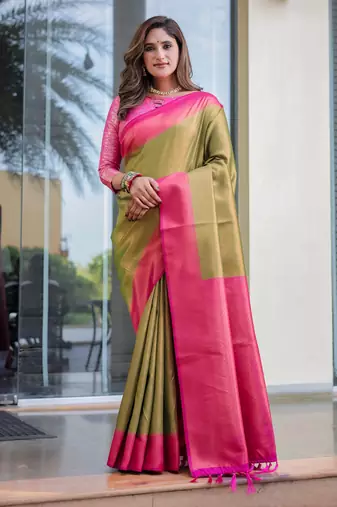 Women's Green Faux Kanjivaram Silk Zari Woven Traditional Saree with Blouse