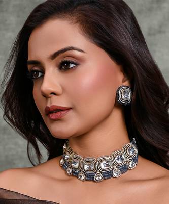 Heartfelt choker with earrings 4