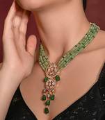 Beryllium necklace with earrings