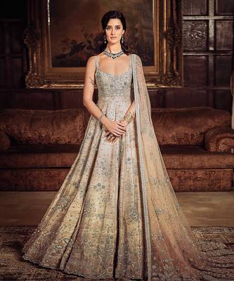 The starlight mogra gown 1