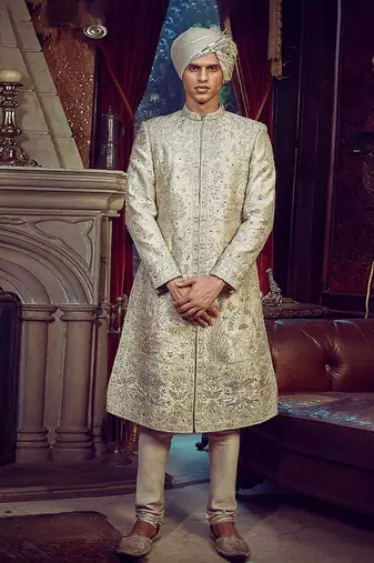 The wanderlust sherwani