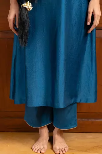 Blue raw silk co-ord set